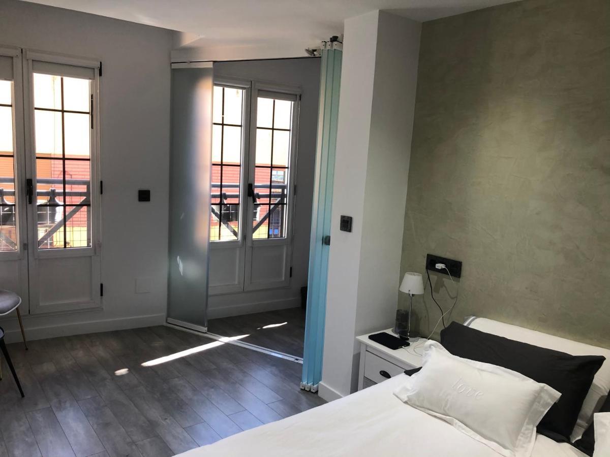 Piso En El Emblematico Barrio Antiguo De Oviedo Appartement Buitenkant foto